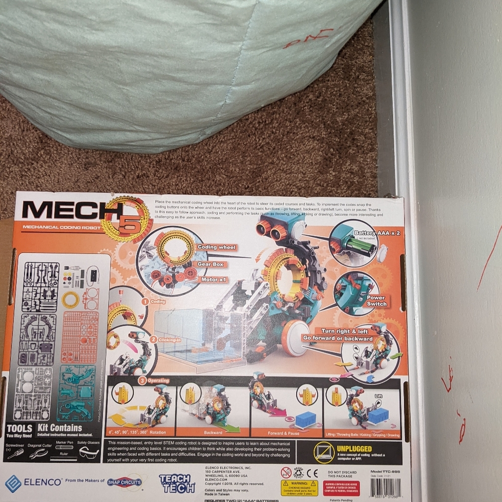 Mech 5 robot - Picture 2 of 2